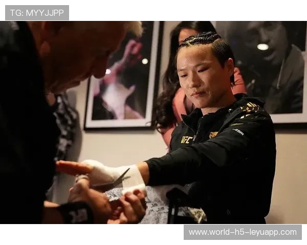 UFC摔技与地面控制训练——打造全能搏击手的秘密武器